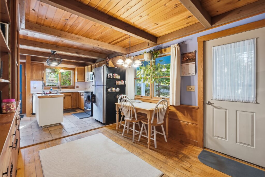 1058 S Mountain Vly Hwy, Montville, ME 04941 – 029 – Dining Room 01