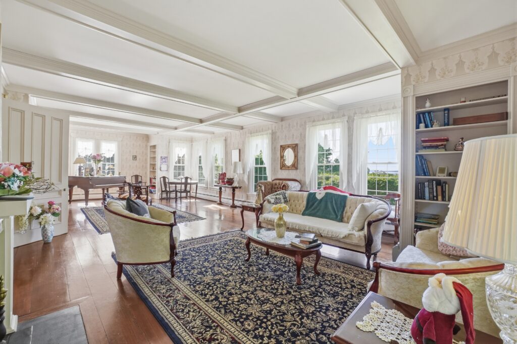 126 East Main Street, Searsport, ME 04974 – 021 – Living Room 01