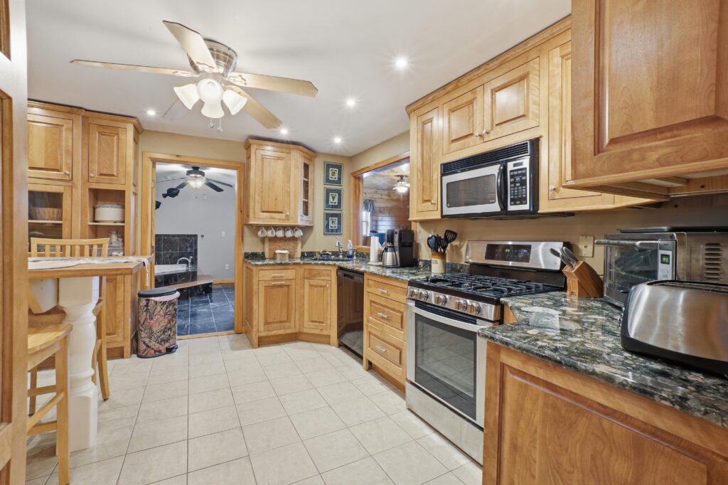 16 Middle Smith Pond Rd, North, ME 00130 – 016 – Kitchen 01