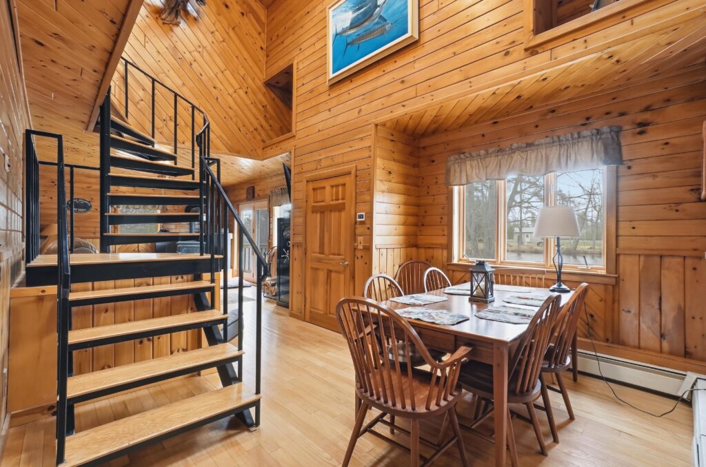 16 Middle Smith Pond Rd, North, ME 00130 – 017 – Dining Room 01