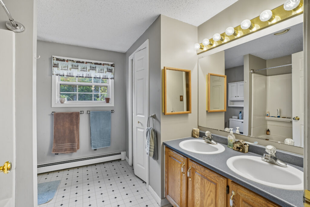 1816 Mattamiscontis Rd, North Penobscot, ME 04457 – 034 – Bathroom 02