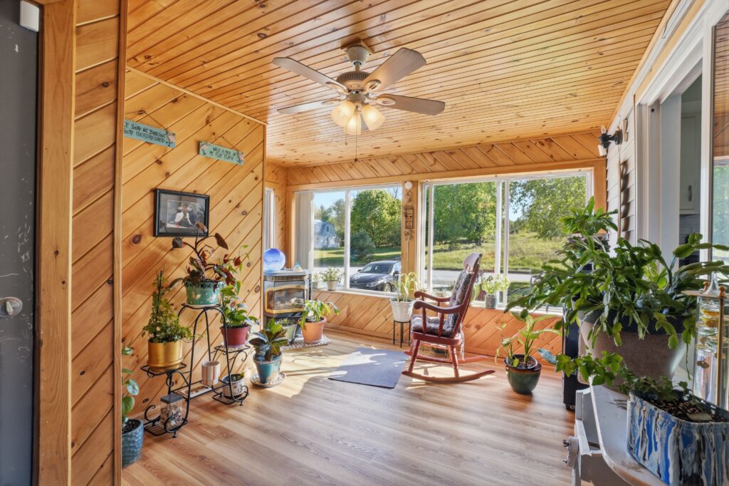 2657 Union St, Hermon, ME 04401 – 014 – Office or Bonus Room 01