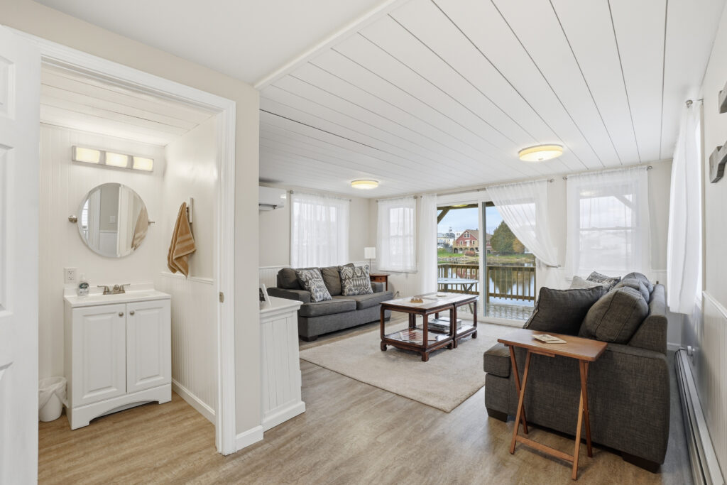 6 Mattanawcook St, Lincoln, ME 04457 – 025 – Office or Bonus Room 02