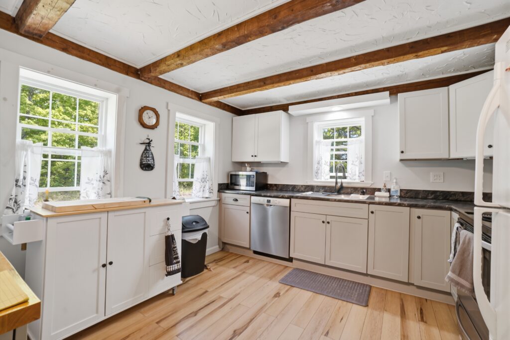 650 Osgood Rd, Springfield, ME 04487 – 019 – Kitchen 01
